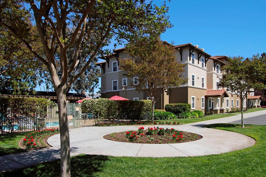TownePlace Suites San Jose Cupertino photo 1