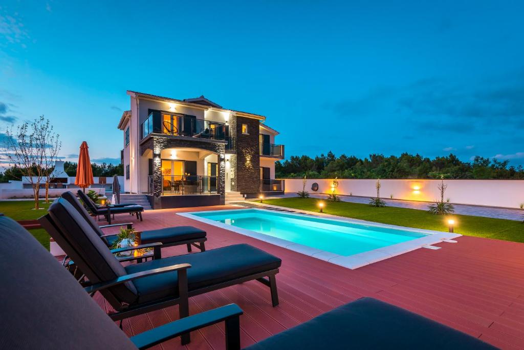 VILLA LUNA photo 2