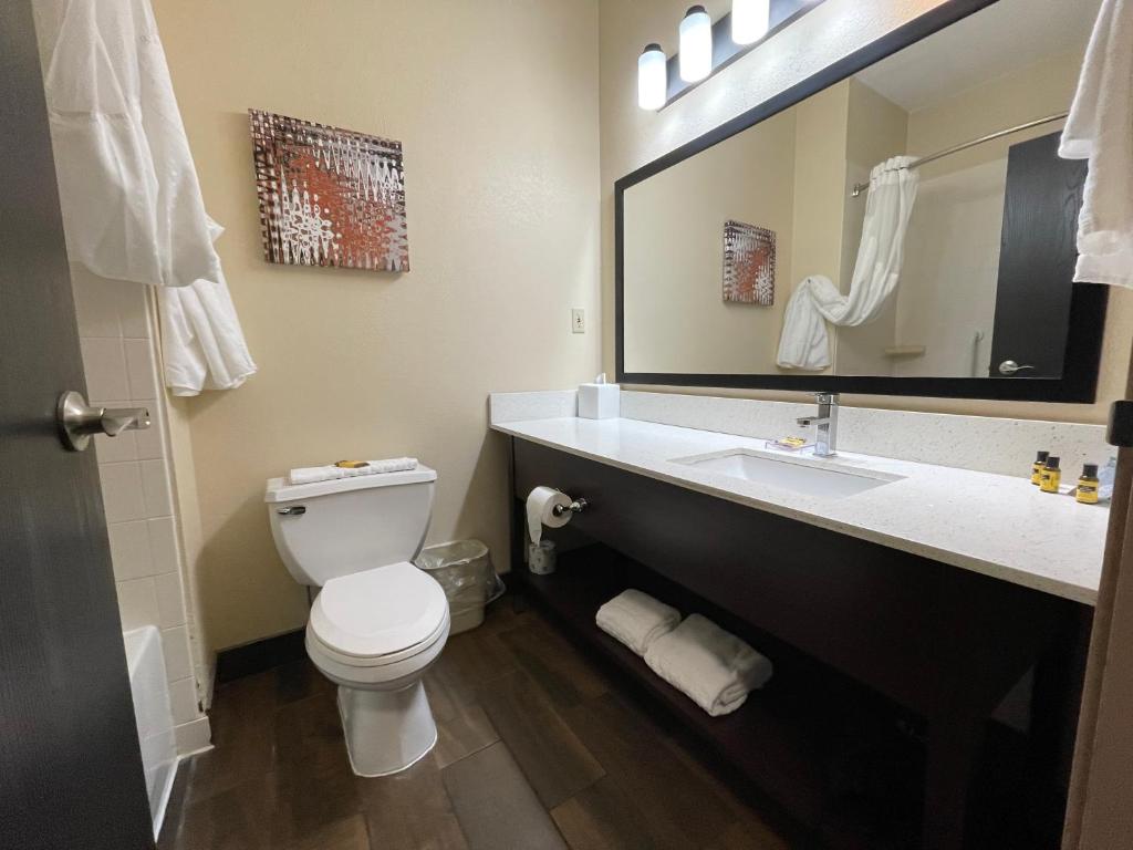 Best Western Plus Warsaw photo 2