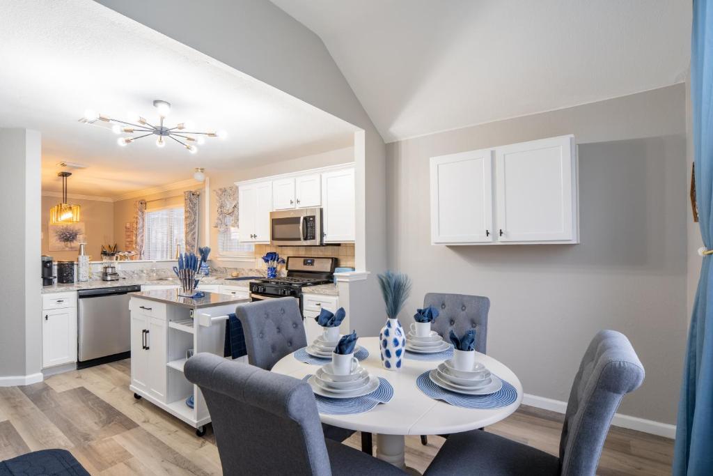 Spacious beautiful home near Kalahari Resorts (9min) photo 4