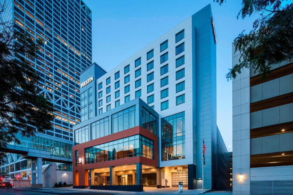 The Westin Milwaukee image