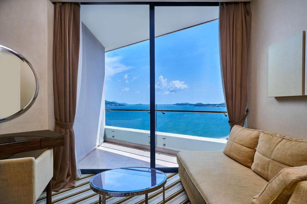 Khách Sạn Sheraton Nha Trang 