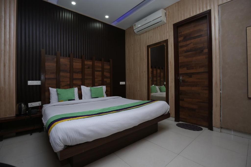 HOTEL BLACK Diamond photo 1