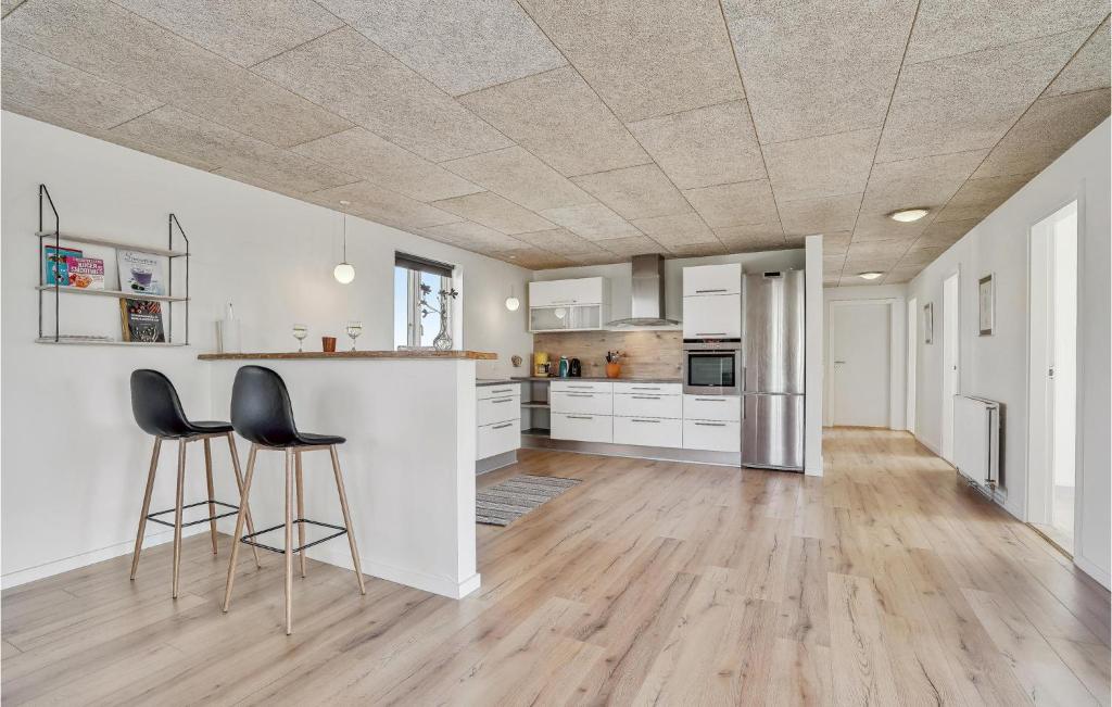 Amazing Home In Tim With Wifi And 3 Bedrooms photo 3