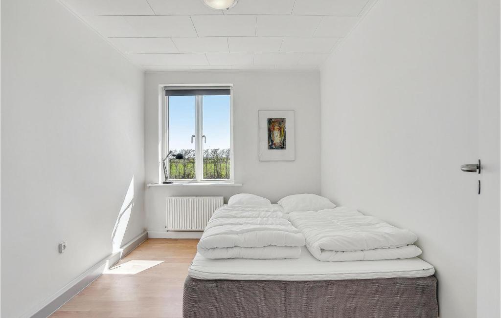 Amazing Home In Tim With Wifi And 3 Bedrooms photo 4