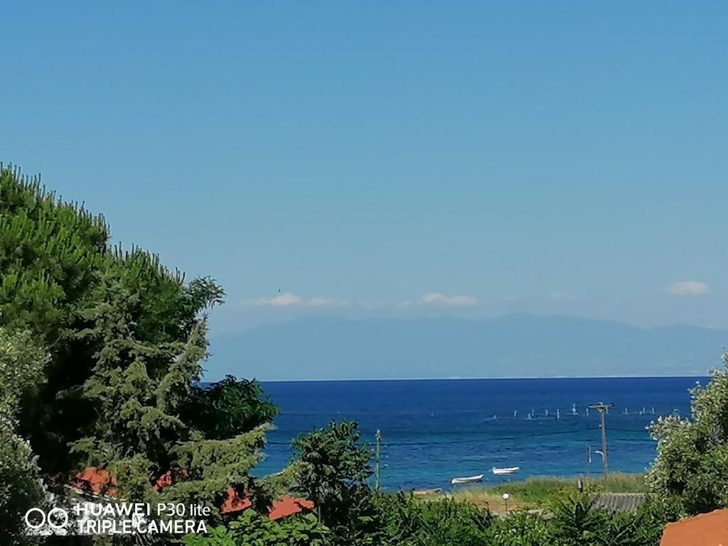 Ισόγειο Εξοχικής Παραθαλάσσιας Μονοκατοικίας Villa Anastasia Νέα Ηράκλεια Χαλκιδικής photo 1
