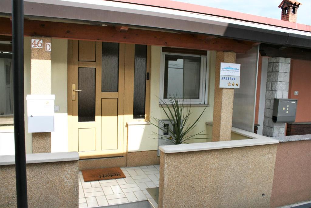 Small house apartment