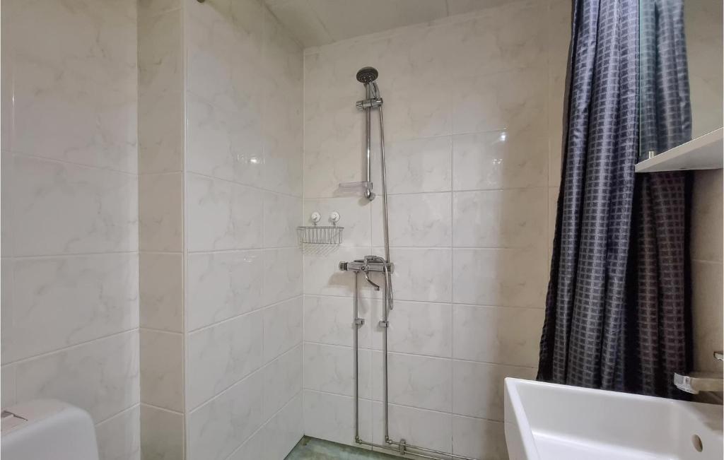 Amazing Home In Grbo With Jacuzzi, Wifi And 3 Bedrooms photo 4