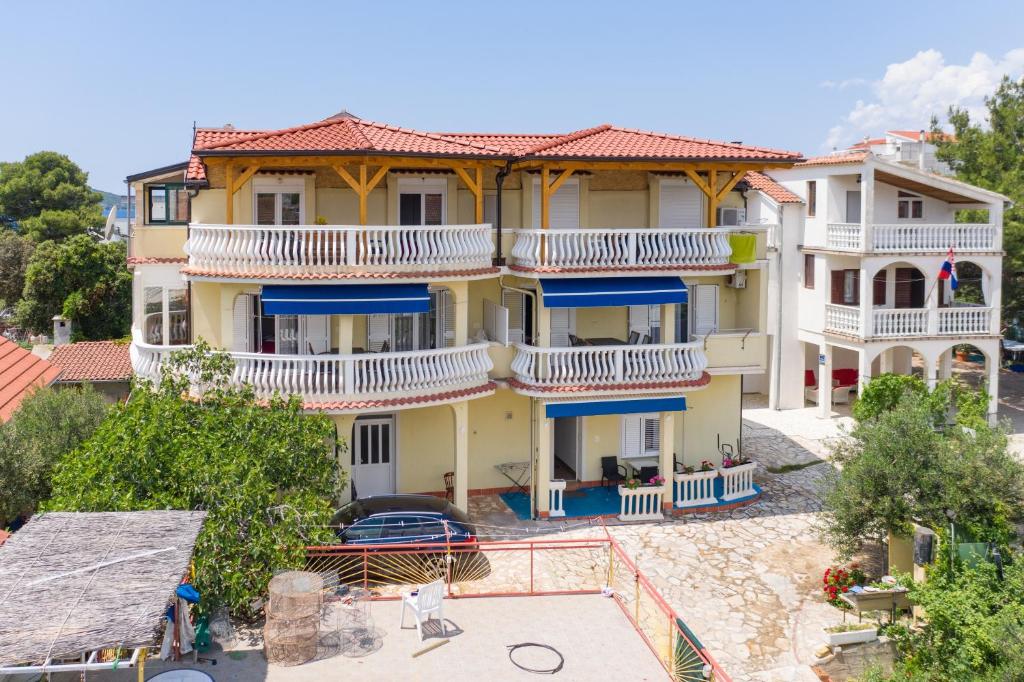 Apartments by the sea Grebastica, Sibenik - 20736 photo 2