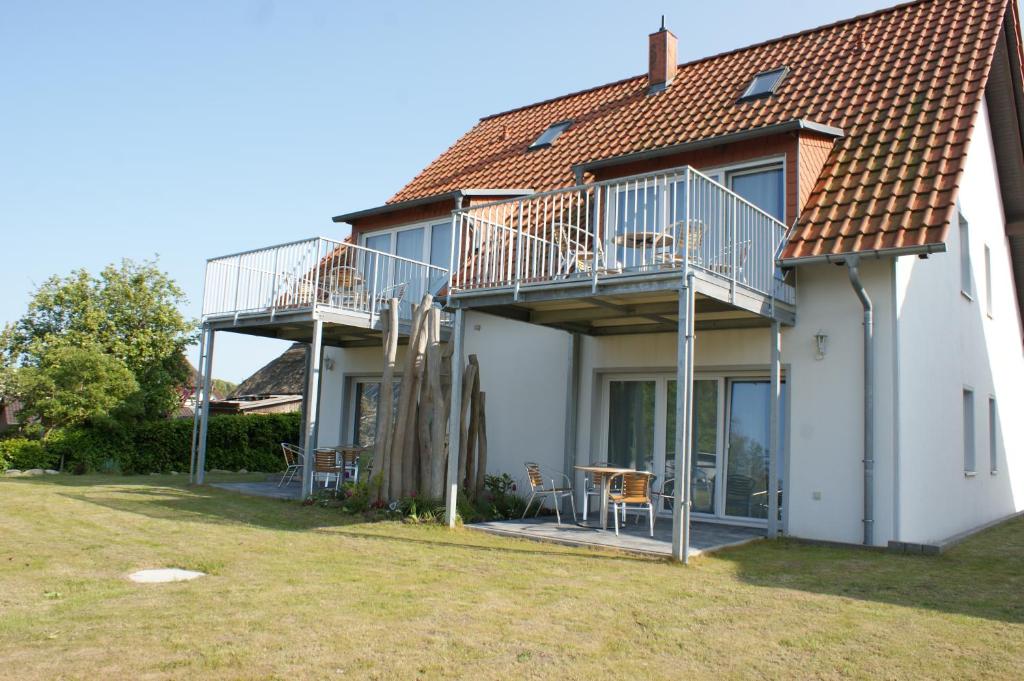 Dock2Apartment Rügen Whg 1 große Terrasse, ruhige Lage