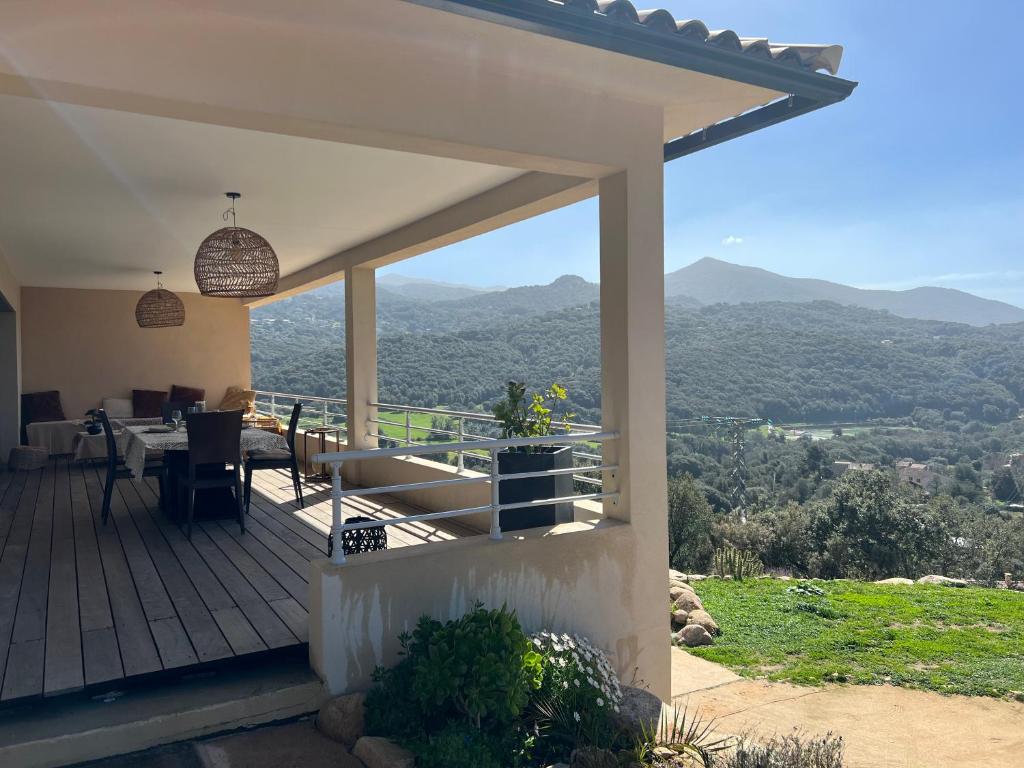 Haut de villa entre mer et montagne photo 4