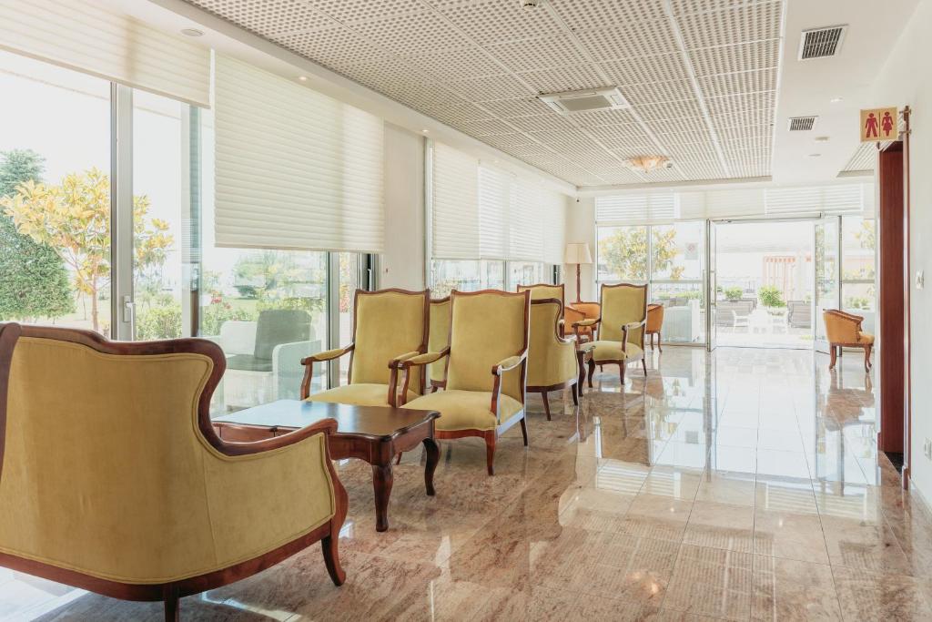 Fishta Hotel & Apartments photo 1