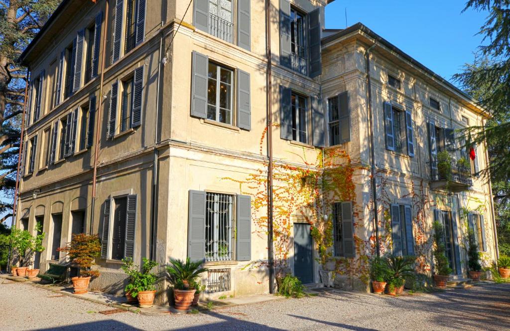 Historical Villa Lucini 1886 "La Dolcevita" - close to Lake Como-Milan
