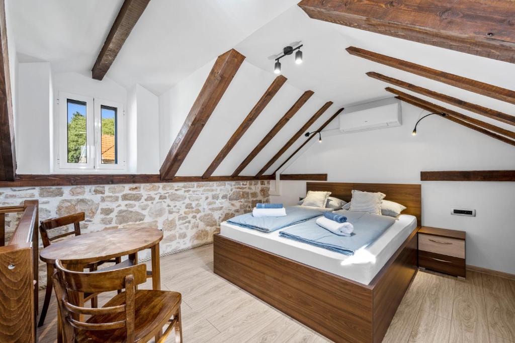 House AnaDora with pool - Zlarin photo 2
