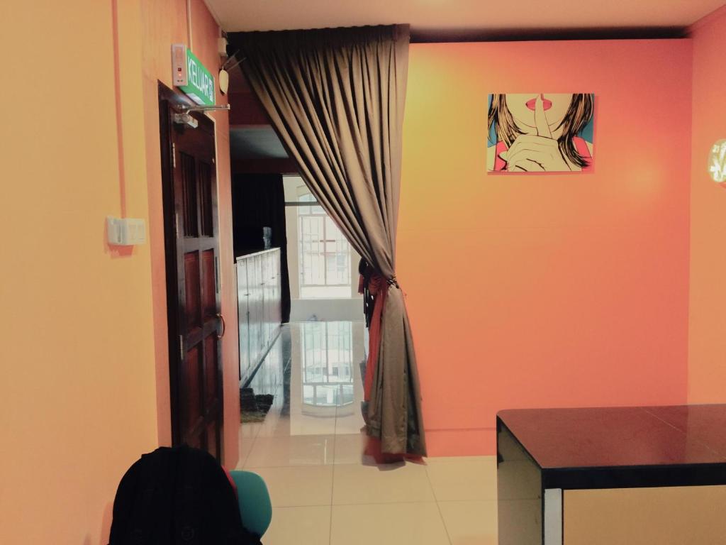 Номер (Кровать в общем 8-местном номере для мужчин и женщин), Magpie Residence