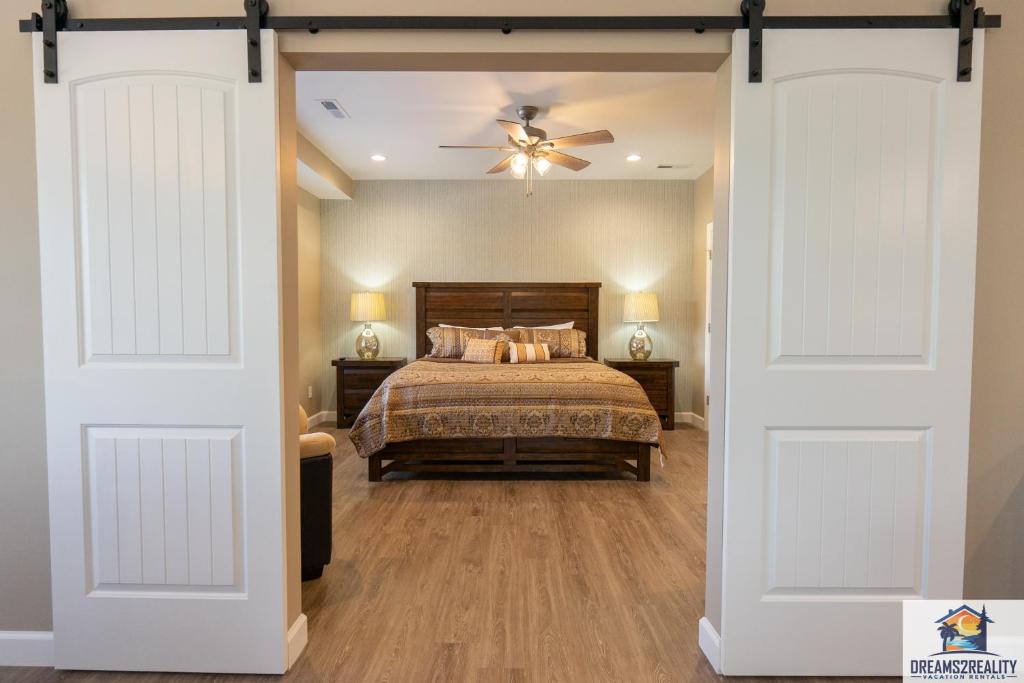 NEW BUILD - Walk-In - Resort Amenities - Near 76 Strip - FREE ATTRACTION TICKETS - FH-G201 photo 1