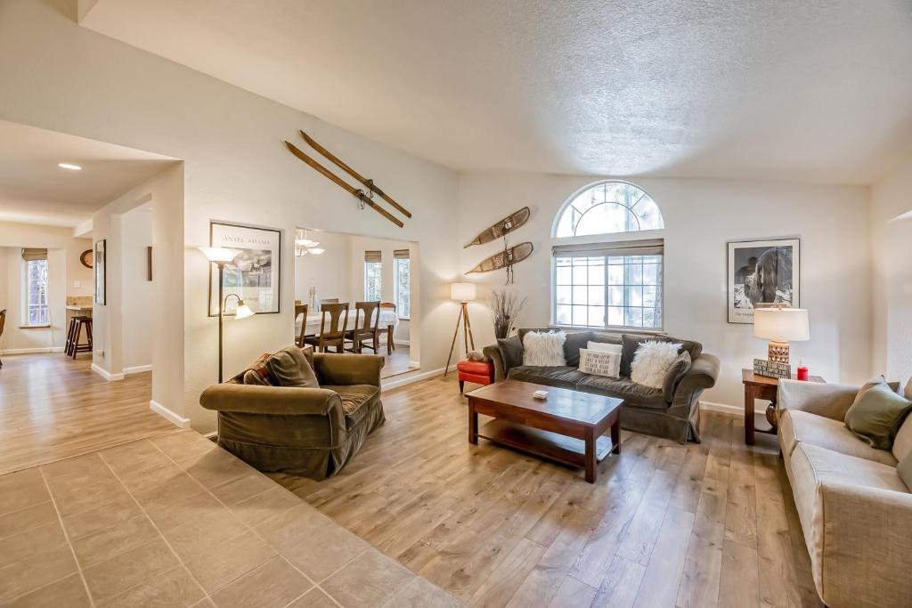 Montgomery Estates Ski & Beach Haven photo 1