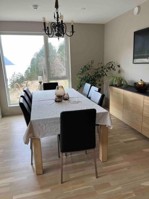 Leilighet ved sjøkanten photo 3