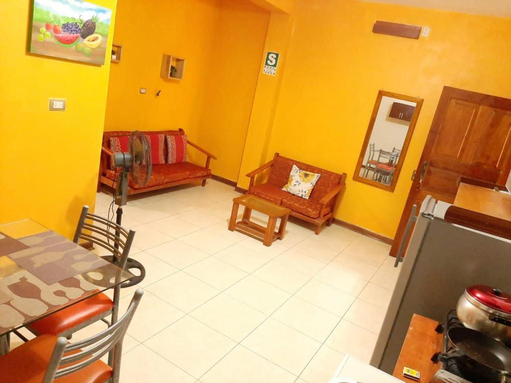 102 RV APARTMENTS IQUITOS-APARTAMENTO FAMILIAR CON PISCINA photo 4