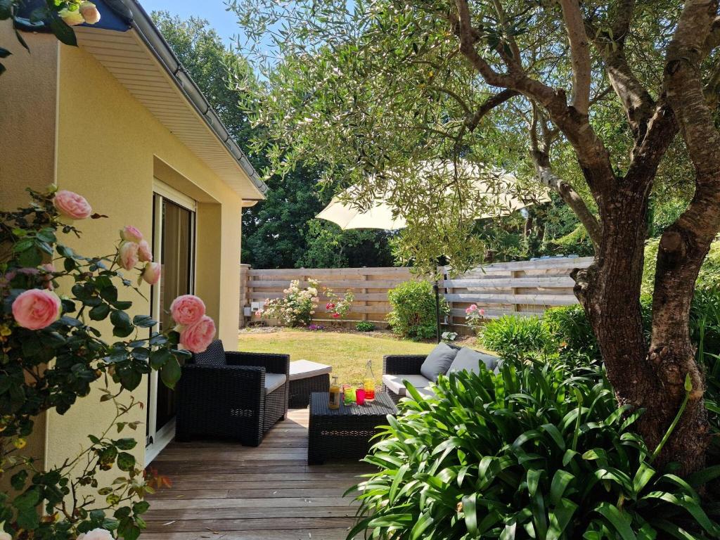 Cottage, located in Auray photo 1