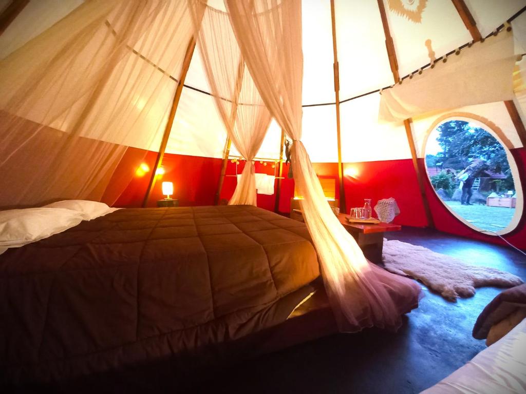 Biosfera Lodge tipi para 3 personas photo 2