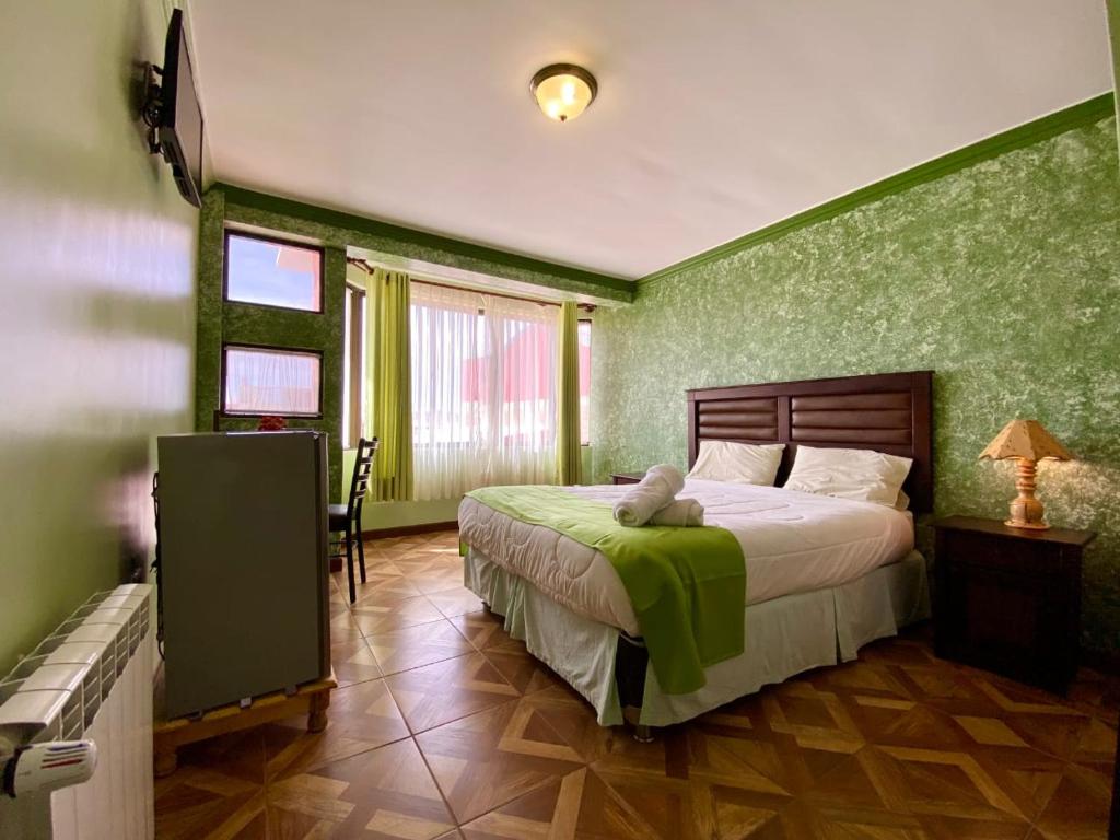 Las Tholas Hotel photo 2