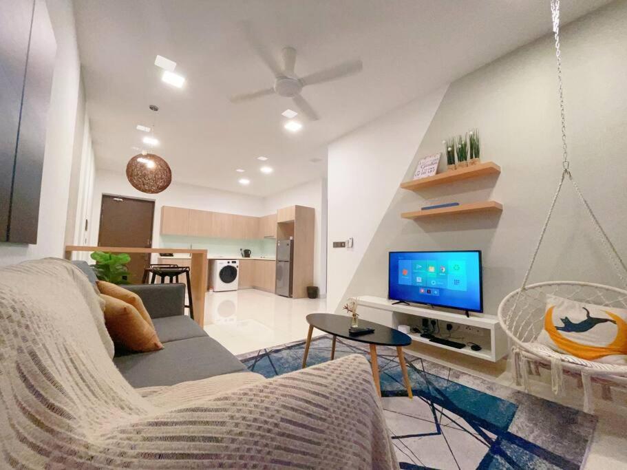 MONIC STAYCATION #Green Haven near Senibong&Regency photo 2