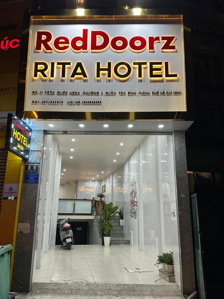 Rita Hotel - Sân Bay Tân Sơn Nhất