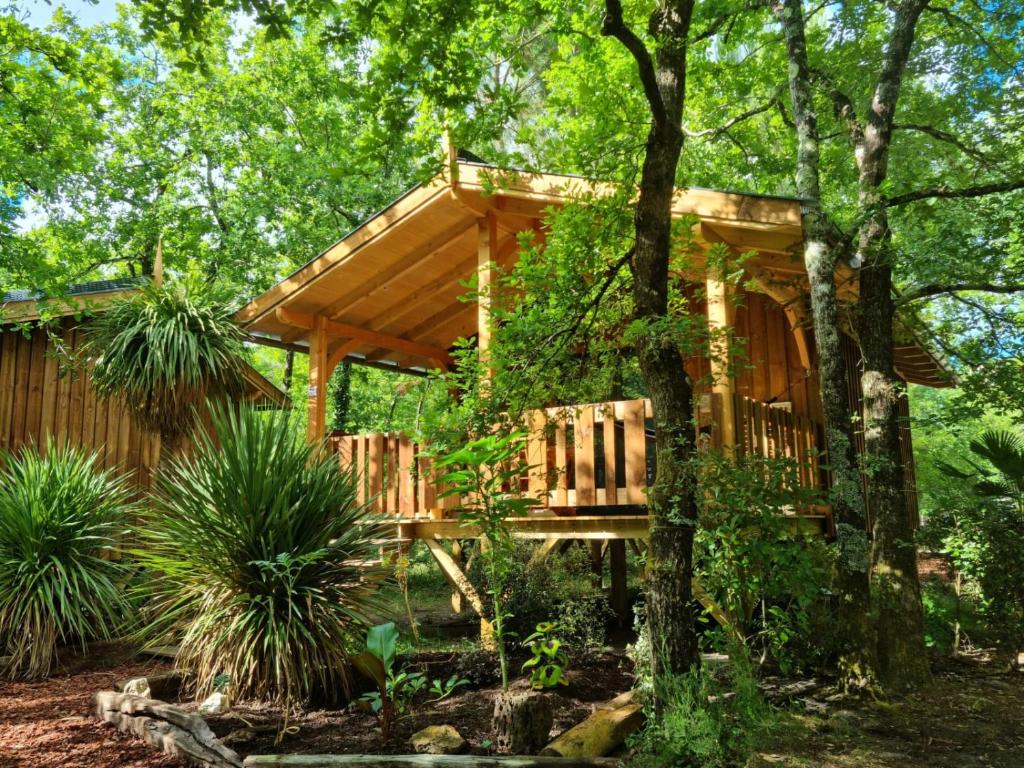 Camping Aux Couleurs du ferret photo 1
