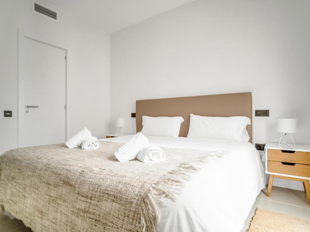 Sanders Sol 1 - Smart Three-bedroom Apartment in the Center of Puerto Banús Nightlife photo 4