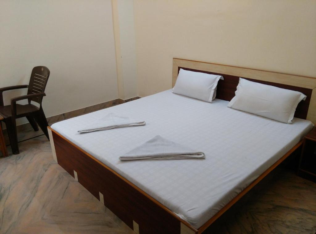 Двухместный (Двухместный номер Делюкс с 1 кроватью), Madhav Guest House