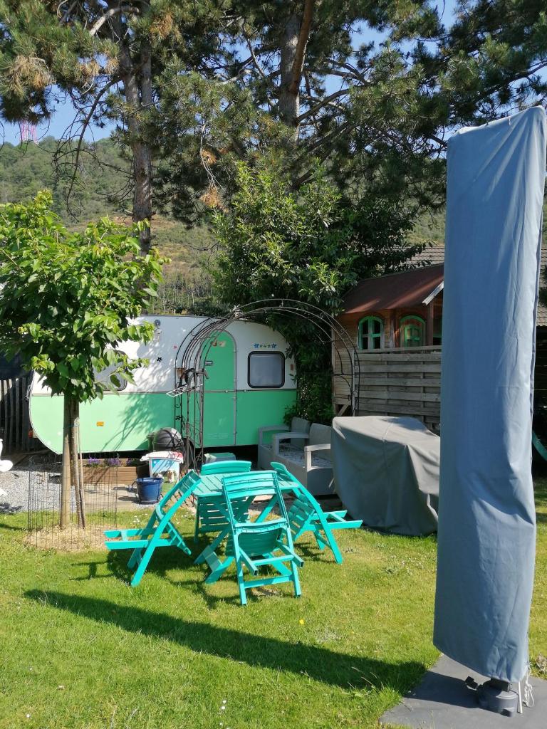Gite Atypique Caravane Vintage et piscine ouverte du 15 Mai au 30 Septembre photo 1