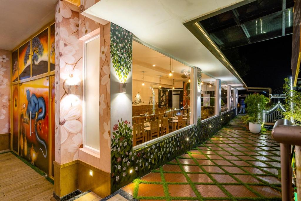 Star Emirates Luxury Resort and Spa, Munnar photo 4