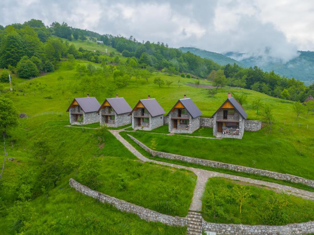 Vila Alpini Lepushe