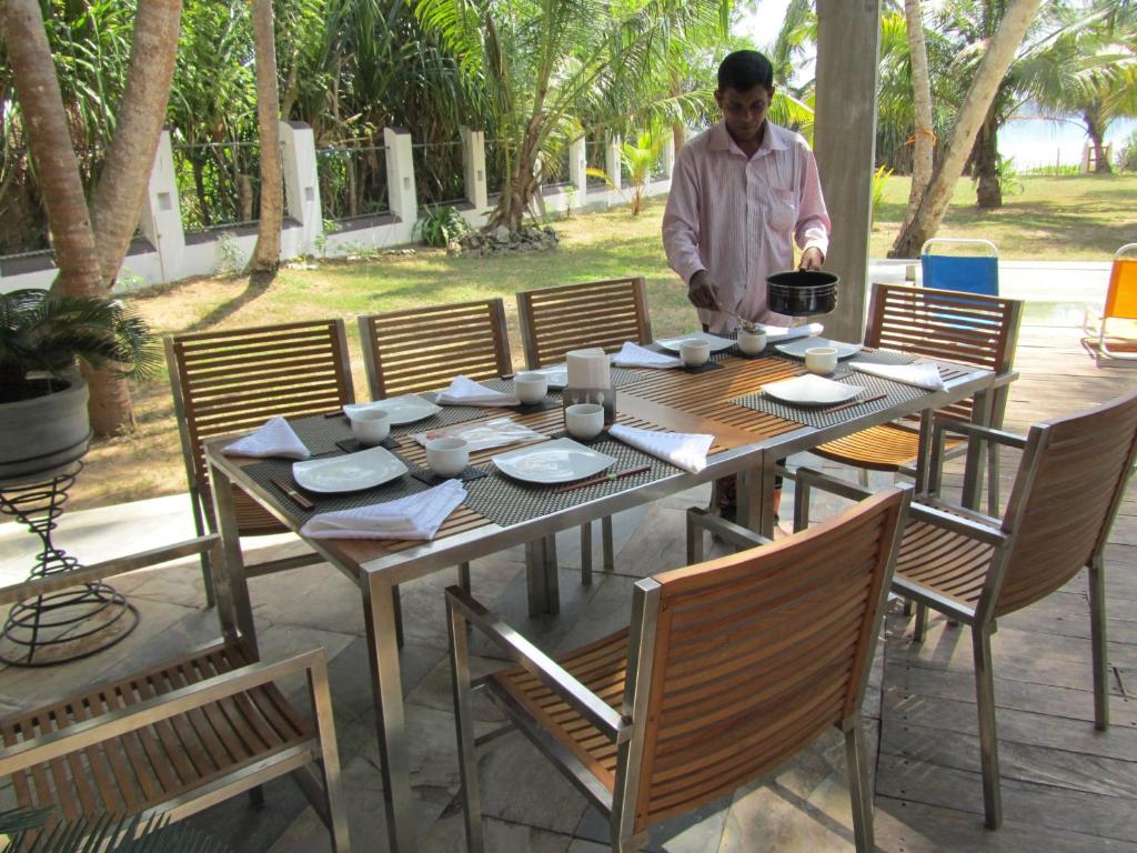 Isana Beach House photo 3