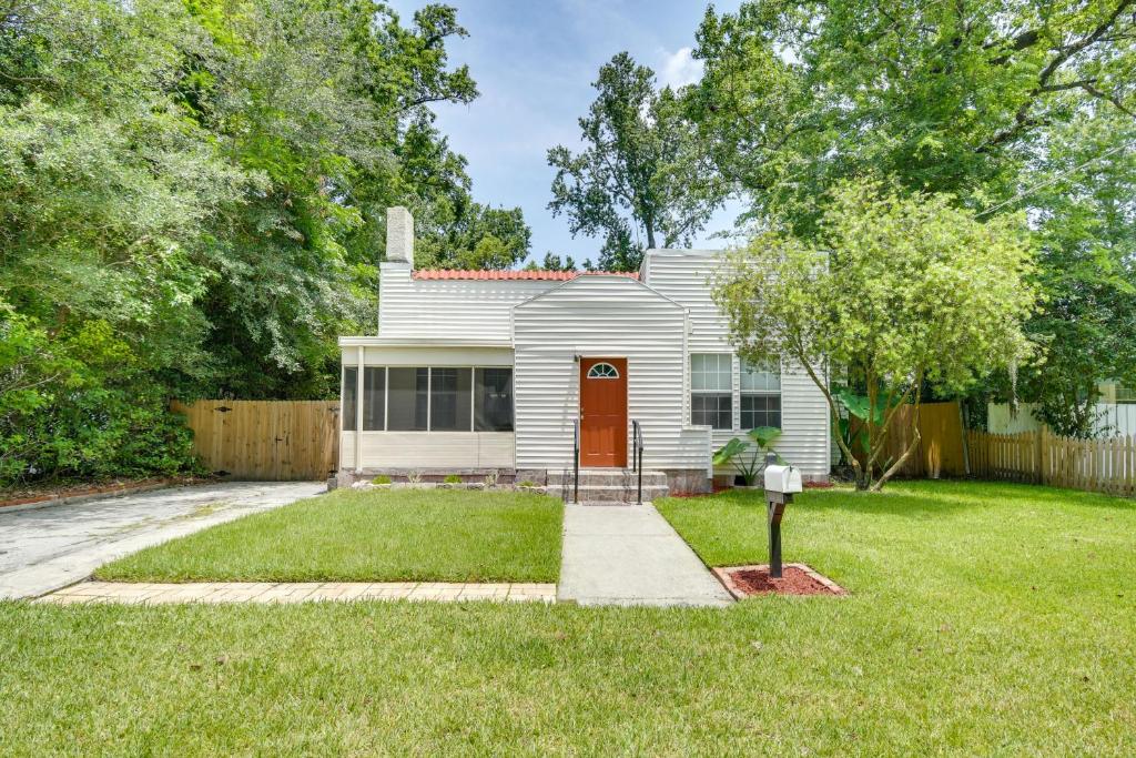 Jacksonville Vacation Rental about 7 Mi to Downtown! photo 2