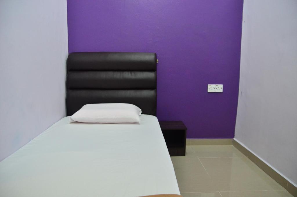 Deena Hotel Bajet