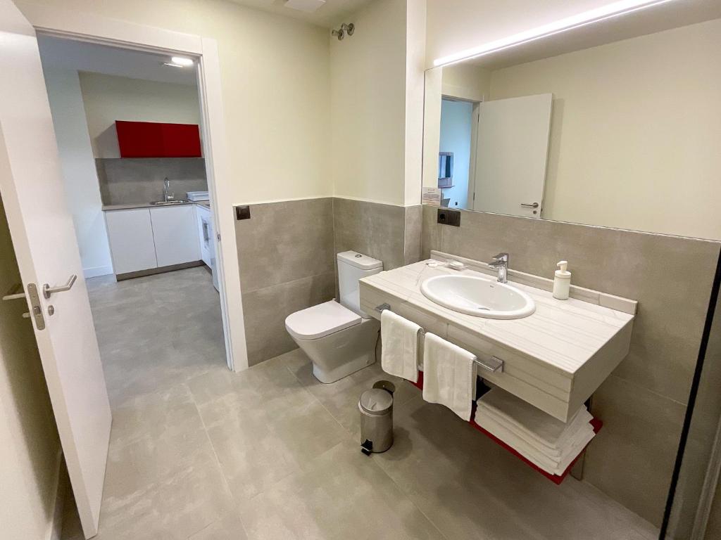Apartamentos La Canal photo 4