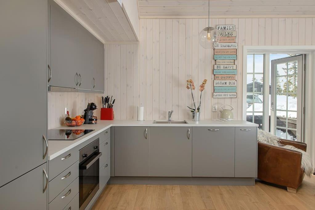 Holiday home in beautiful Sjusjøen, near Lillehammer photo 4