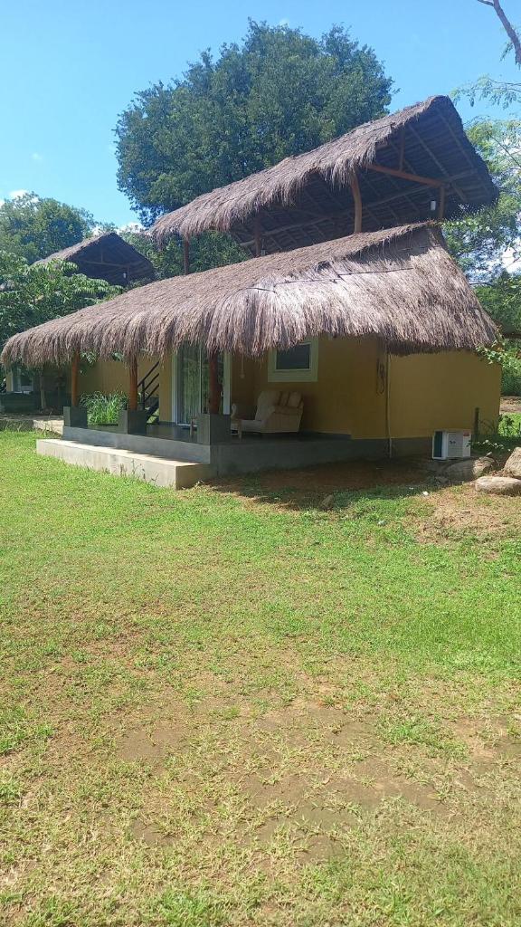 Web of Life Resort Wasgamuwa photo 2