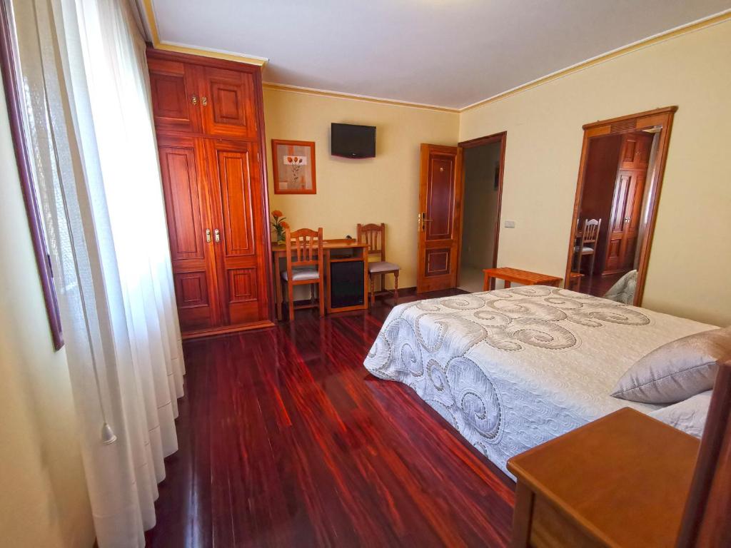 Hotel Liñares photo 3