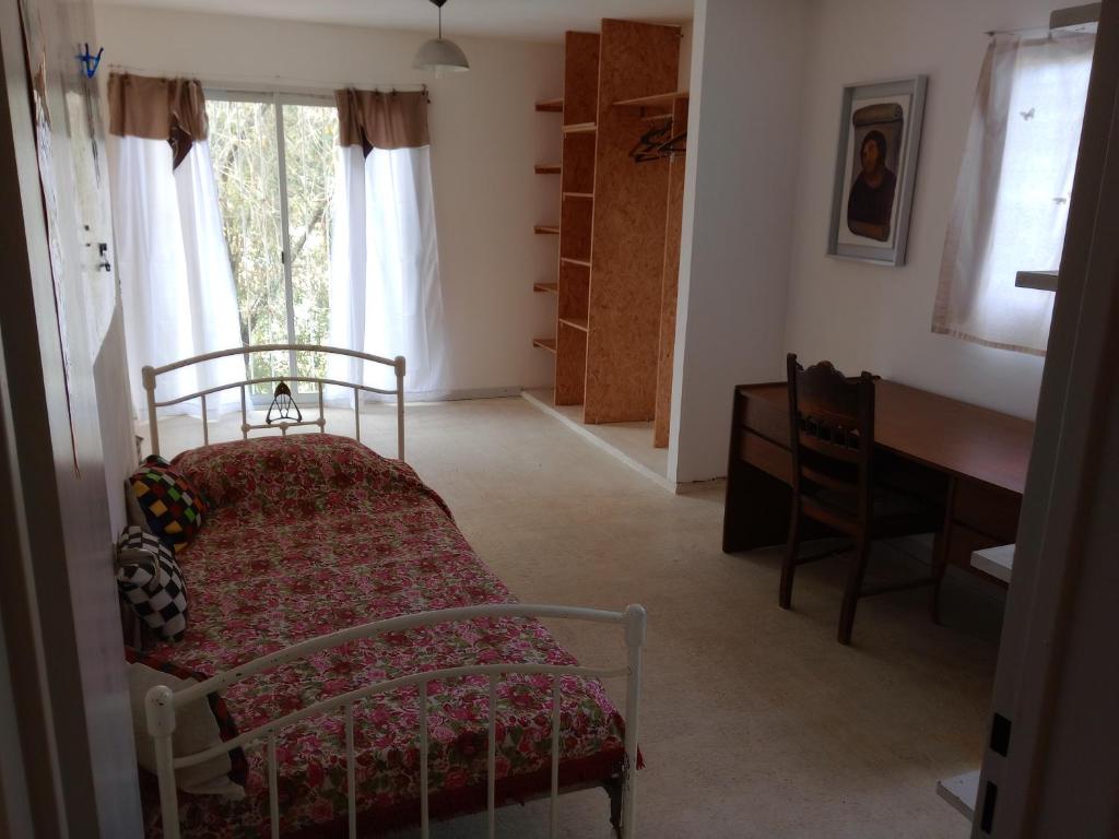Casa en Río Ceballos. Muy buena ubicación. photo 3