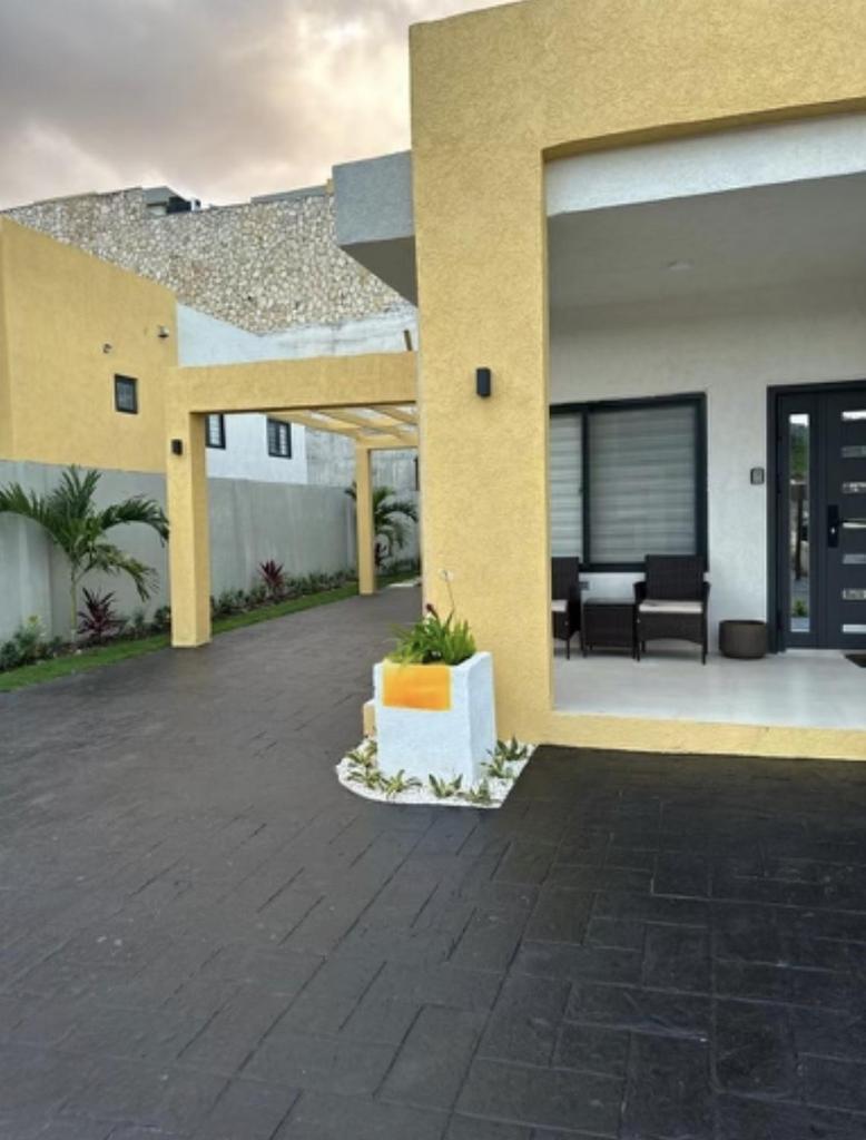 Casa Bella Vista @ Pyramid Point photo 2