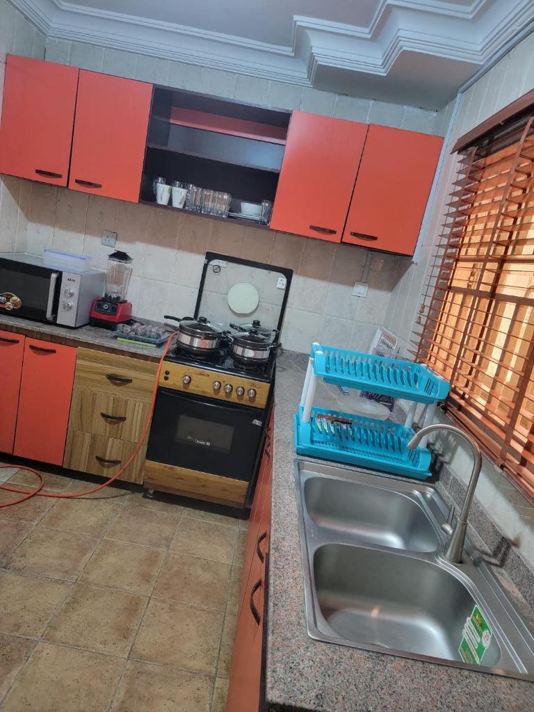 S&M HOUSE photo 1