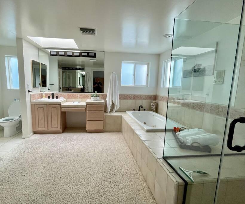 Beach House located in quiet community. photo 4