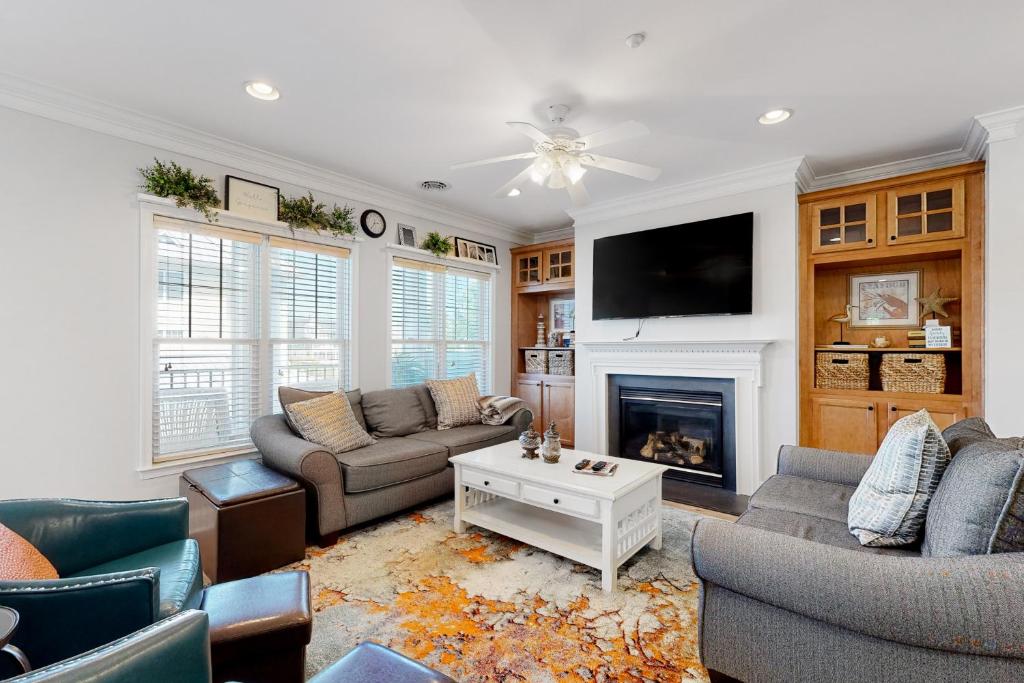 The Peninsula - 33565 Windswept Dr, Unit #10201
