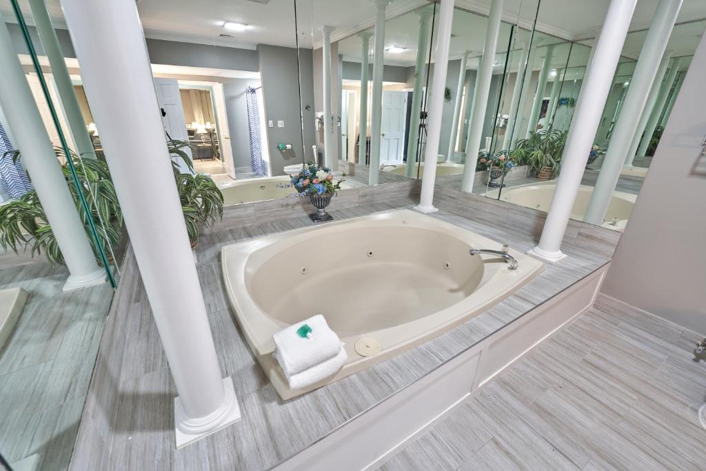Hyannis Plaza Hotel photo 3
