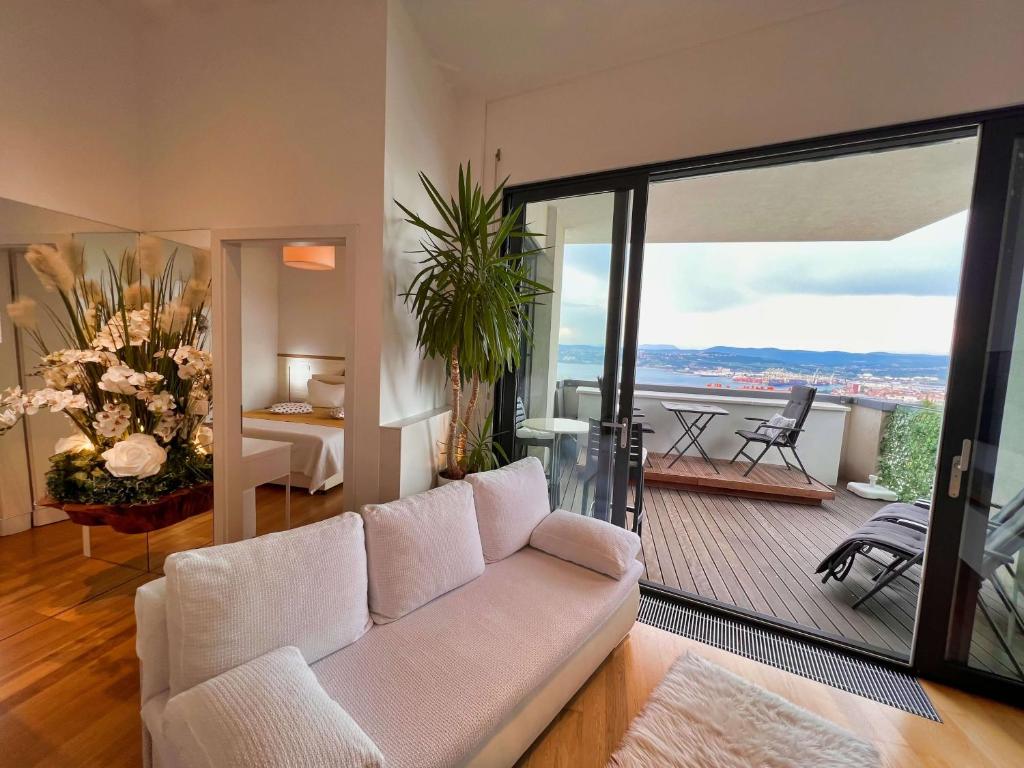 Lux -Luxury Sea and Mountains View Apartment-NEW photo 3
