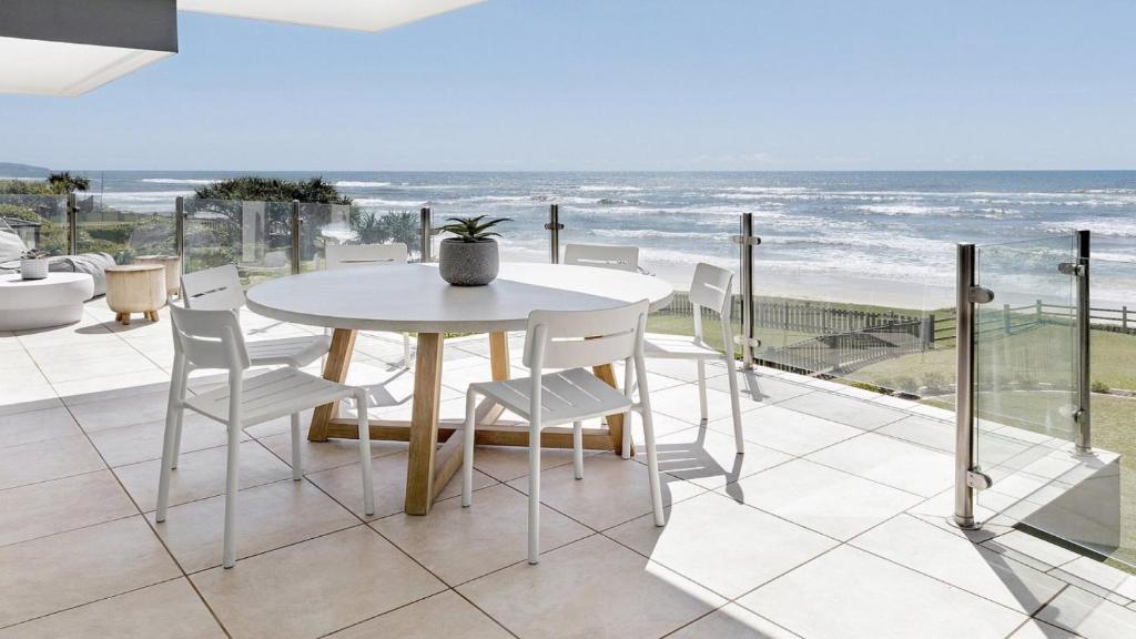 Beachside Lennox 1 photo 2
