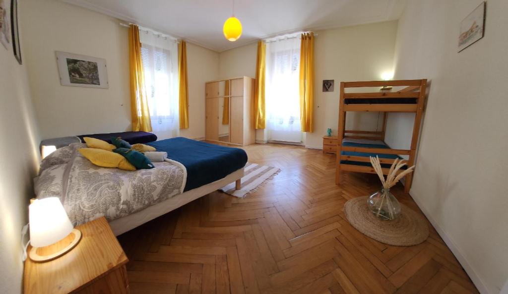 Gite Jonquille 2 à 8 personnes avec SPA photo 3